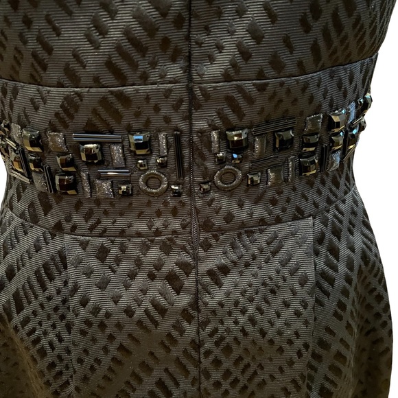 Tahari sheath dress and cropped jacket set size 10 - Picture 8 of 11